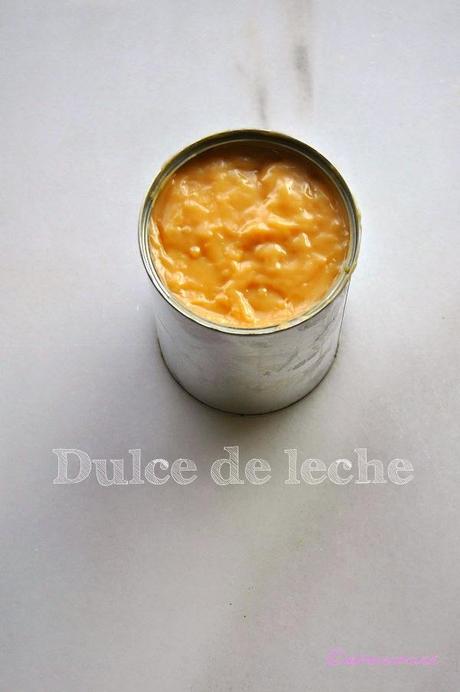 GALLETAS RELLENAS DE DULCE DE LECHE CASERO