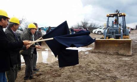 02ï€¢03ï€¢2015 PRIMERA PIEDRA CAMPUS SALINAS  20150203_124145