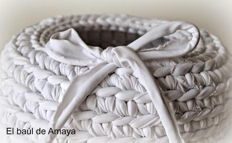 CESTOS  DE TRAPILLO EN BLANCO