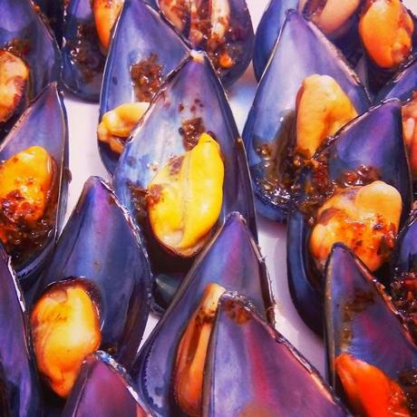 Mejillones chimichurri argentino