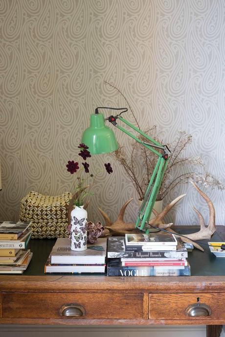 La doble función de las lámparas de sobremesa