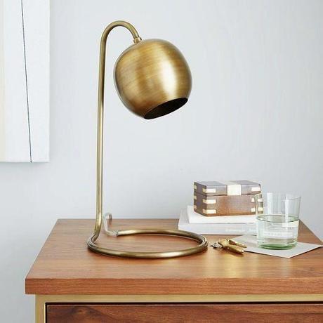 La doble función de las lámparas de sobremesa