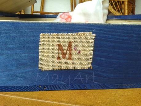 CAJA DE VINO RECICLADA