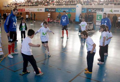 La Gira Movistar Megacracks ha desarrollado esta mañana su programa de Educación, Valores e Integración con 700 escolares en Villanueva de la Cañada