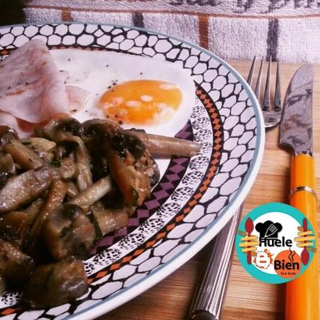 Champiñones con huevo