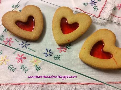 Galletas de San Valentín con corazón de cristal Galletas de San Valentín con corazón de cristal