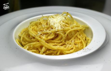 Espagueti Cacio e pepe