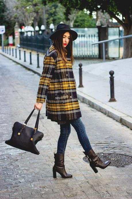 MUSTARD PLAIDS
