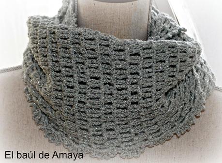 CUELLO DE GANCHILLO CON TOQUE DE BRILLO