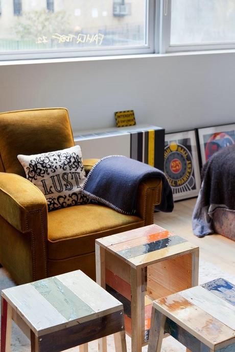 Piezas de mercadillo conjugadas con mucho arte en un loft neoyorquino