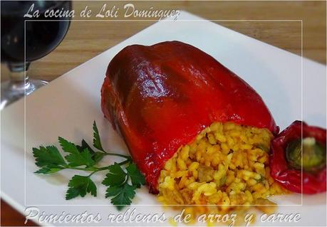 Pimientos rellenos de arroz y carne