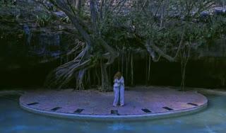 Nuevo videoclip de Florence and the Machine: 'How big, how blue, how beautiful'