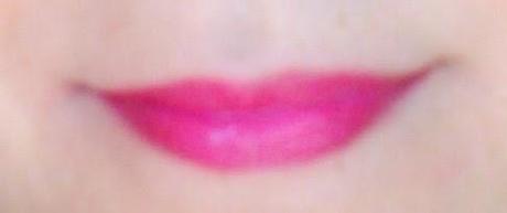 DISFRUTA EL LUJO CON LAS NUEVAS BARRAS DE LABIOS ICONIC DE GIORDANI GOLD ORIFLAME