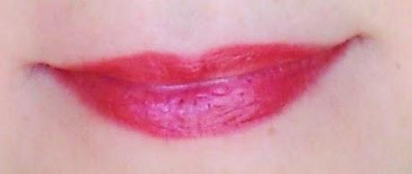 DISFRUTA EL LUJO CON LAS NUEVAS BARRAS DE LABIOS ICONIC DE GIORDANI GOLD ORIFLAME