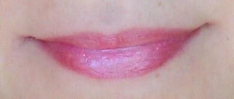 DISFRUTA EL LUJO CON LAS NUEVAS BARRAS DE LABIOS ICONIC DE GIORDANI GOLD ORIFLAME