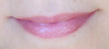 DISFRUTA EL LUJO CON LAS NUEVAS BARRAS DE LABIOS ICONIC DE GIORDANI GOLD ORIFLAME