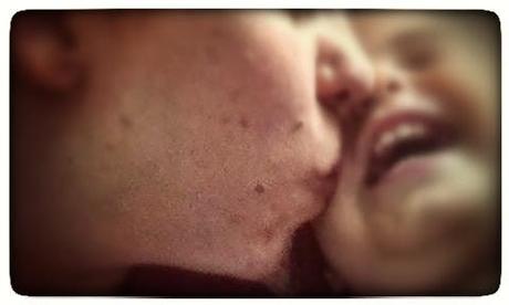 Niños libres, #BesosLibres