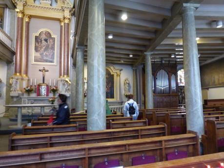 Día 14: Ámstredam (Nieuwe Kerk – Begijnhof – Mercado de las Flores – De Pijp – Pequeño Barrio Rojo – Esclusas De 1674 – Puente De Las Hermanas – Canal de los 7 Puentes)