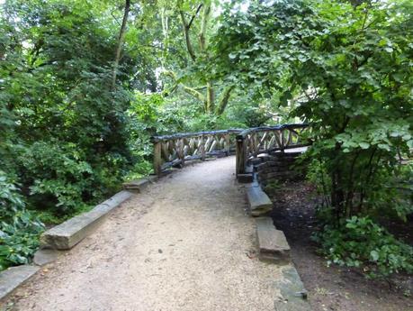 Día 14: Ámstredam (Nieuwe Kerk – Begijnhof – Mercado de las Flores – De Pijp – Pequeño Barrio Rojo – Esclusas De 1674 – Puente De Las Hermanas – Canal de los 7 Puentes)