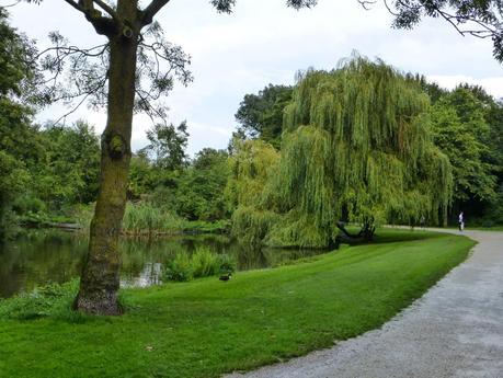 Día 14: Ámstredam (Nieuwe Kerk – Begijnhof – Mercado de las Flores – De Pijp – Pequeño Barrio Rojo – Esclusas De 1674 – Puente De Las Hermanas – Canal de los 7 Puentes)