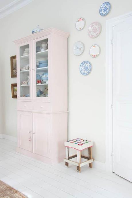 ESTILO FRESCO Y TONOS PASTEL EN UNA VIVIENDA BELGA