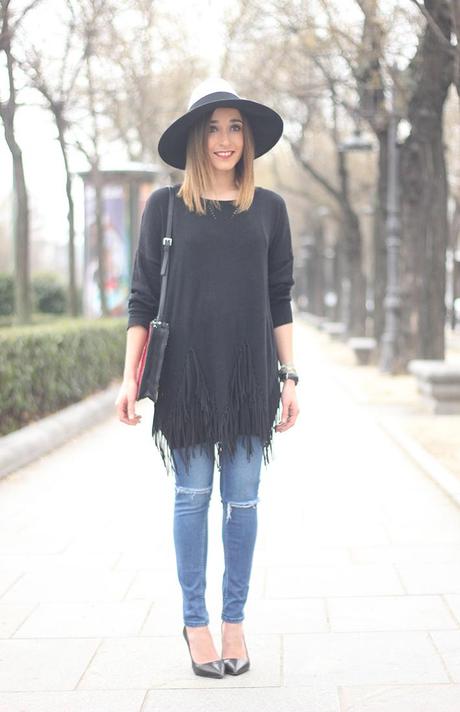 Fringed Sweater03