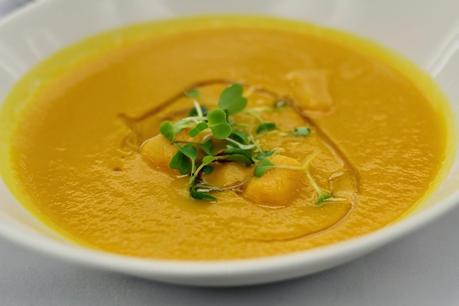 El primer paso para adelgazar es el que más cuesta y En tu línea te lo hace fácil