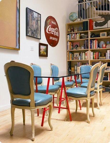 Cómo dar un toque industrial a la decoración con carteles publicitarios