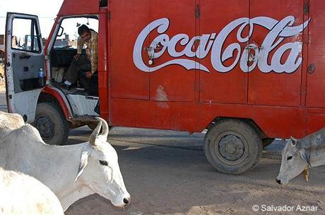 http://www.diariosdeunfotografodeviajes.com/2009/10/las-fotos-de-coca-cola-3.html