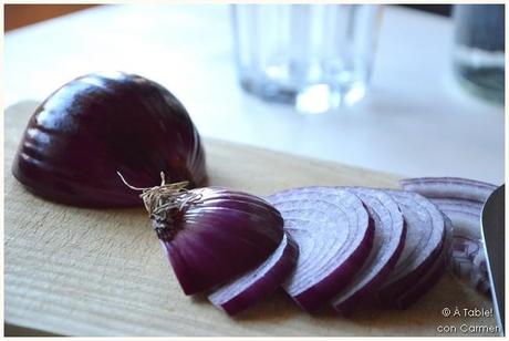 Sopa de Cebolla Morada y Champiñones con Parmesano