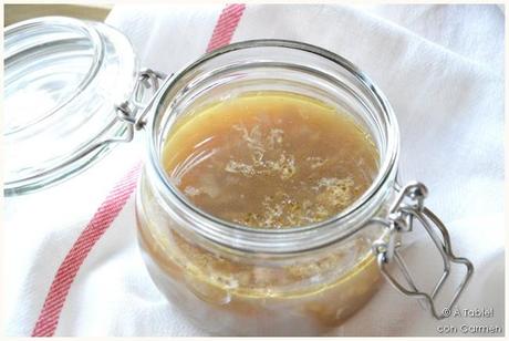 Sopa de Cebolla Morada y Champiñones con Parmesano