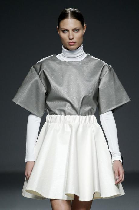 Xavi Reyes nos lleva a un mundo futurista en la Samsung EGO