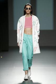 Natalia Rivera nos lleva por un invierno tropical en la Samsung EGO