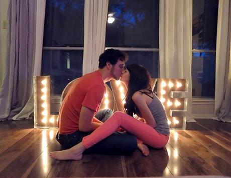 3 ideas para hacerte TU PROPIA LETRA LUMINOSA CON BOMBILLAS DIY!