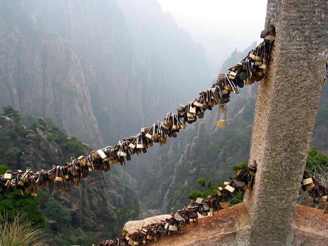 Love locks sealed on scenic path up Mount Huangshan in China