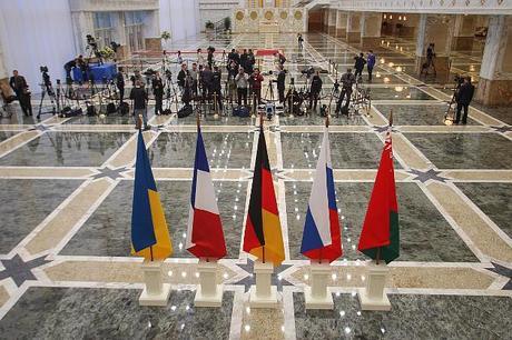 EN LA DIPLOMACIA, EL PROTOCOLO SIEMPRE ES UN BUEN ALIADO