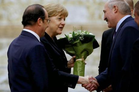 EN LA DIPLOMACIA, EL PROTOCOLO SIEMPRE ES UN BUEN ALIADO