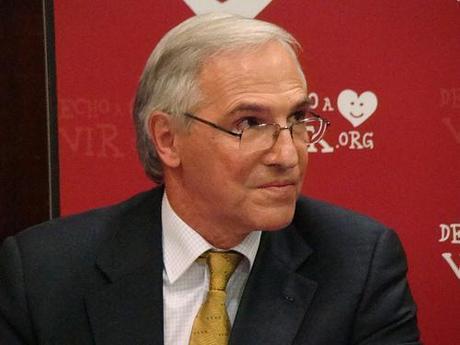 NUESTROS GENES. MITOS Y CERTEZAS