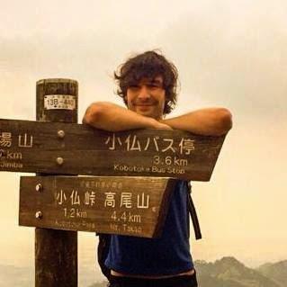 Las dinozapatillas artesanales de Daniel Pierce