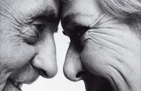 http://www.diariolavoz.net/wp-content/uploads/2013/10/PAREJA-DE-VIEJITOS-ANCIANOS-ENAMORADOS-3.jpg