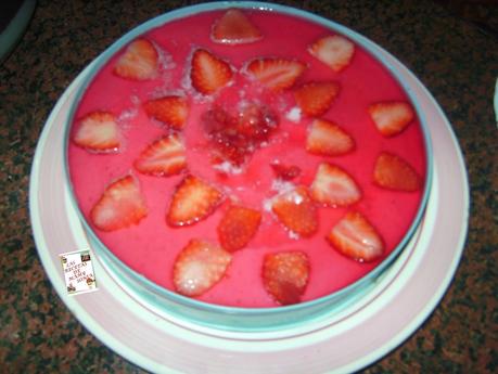 TARTA DE MOUSSE DE FRESAS