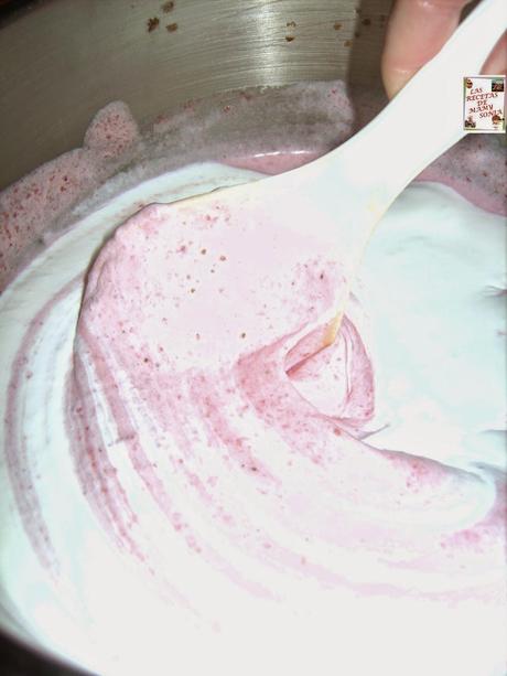 TARTA DE MOUSSE DE FRESAS