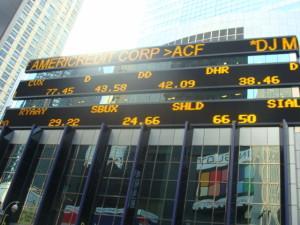 ¿CÓMO INVERTIR EN MERCADOS BURSÁTILES INTERNACIONALES?