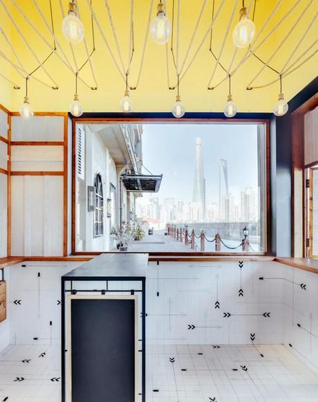 Puesto de perritos calientes diseñado por Linehouse