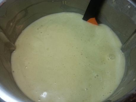 Bundt cake marmolado en olla programable.