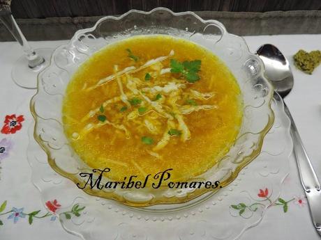 Sopa de col y calabaza en olla programable.
