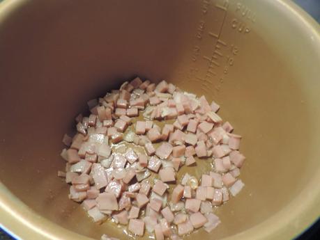 Tortilla de macarrones a la carbonara en olla programable.
