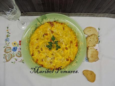 Tortilla de macarrones a la carbonara en olla programable.