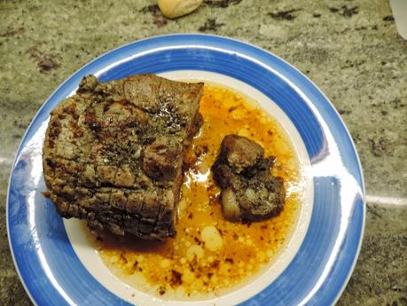 Lomo de cerdo con salsa de manzana en olla programable.