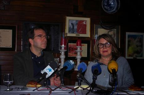 Rueda de prensa con Martín Casariego (novela ganadora del XVI Café Gijón)